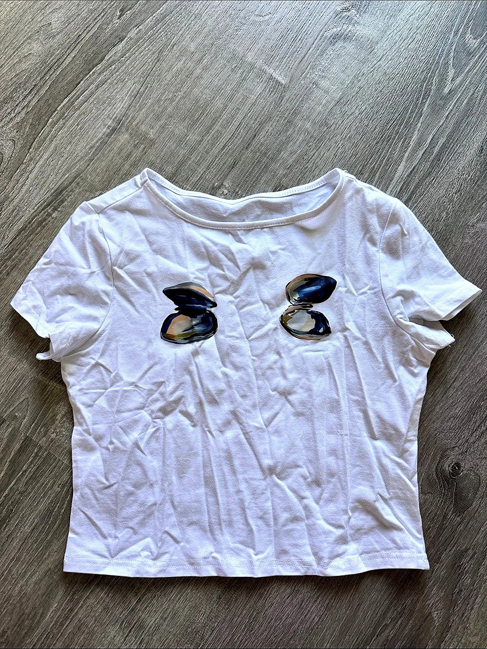 Oyster Graphic Short
